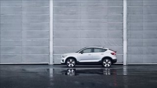 VOLVO C40 Recharge Single Motor Extended Range RWD Plus 7