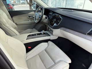 VOLVO XC90 B5 (d) AWD automatico Plus Bright 8
