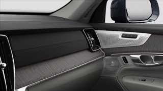 VOLVO XC90 T8 Plug-in hybrid AWD automatico 7 posti Ultra Bright 15