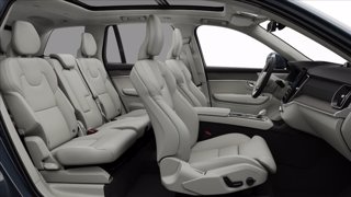 VOLVO XC90 T8 Plug-in hybrid AWD automatico 7 posti Ultra Bright 20