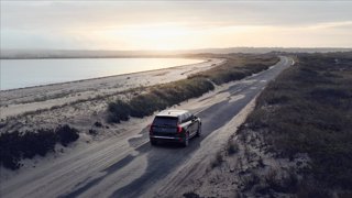 VOLVO XC90 T8 Plug-in hybrid AWD automatico 7 posti Core 2