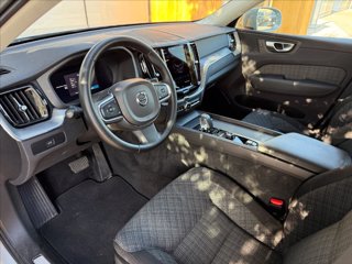 VOLVO XC60 B4 automatico Essential 9