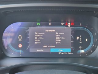 VOLVO XC40 B3 automatico Core 8