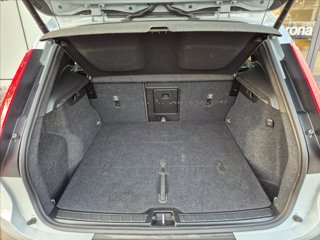 VOLVO XC40 B3 automatico Core 6