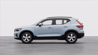 VOLVO XC40 B3 automatico Essential 1