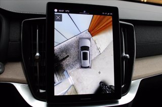 VOLVO XC90 B5 (d) AWD automatico 7 posti Plus Bright 21