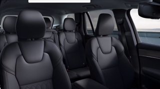 VOLVO XC90 B5 (d) AWD automatico 7 posti Plus Bright 9