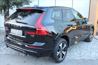 VOLVO XC60 T6 Plug-in hybrid AWD automatico Plus Dark 1
