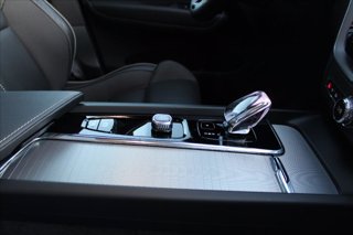 VOLVO XC60 T6 Plug-in hybrid AWD automatico Plus Dark 9