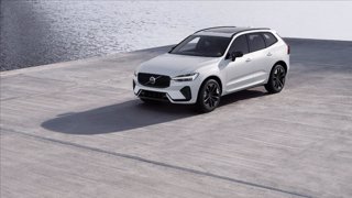 VOLVO XC60 T6 Plug-in hybrid AWD automatico Plus Dark 2