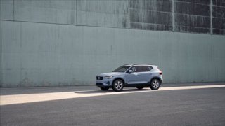 VOLVO XC40 B3 automatico Essential 6