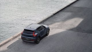 VOLVO XC40 B3 automatico Core 4