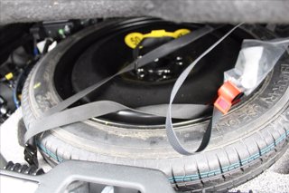 VOLVO XC60 B4 (d) AWD Geartronic Momentum Pro 21