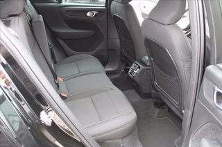 VOLVO XC40 T3 Geartronic Momentum Pro 10