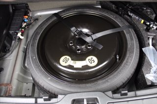 VOLVO XC40 T3 Geartronic Momentum Pro 19