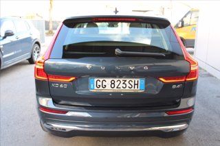 VOLVO XC60 B4 (d) AWD Geartronic Inscription 4