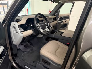 LAND ROVER Defender 110 3.0D I6 250 CV AWD Auto 9