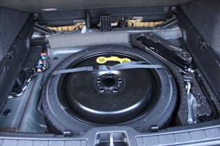 VOLVO XC40 T2 Geartronic Momentum Core 18