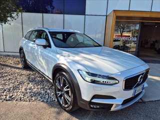 VOLVO V90 Cross Country D4 AWD Pro 4