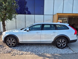 VOLVO V90 Cross Country D4 AWD Pro 5