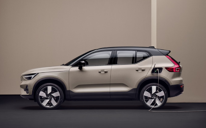 EX40 Single Motor Core MY26 Lista