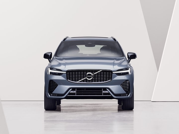 P.Iva Volvo XC60 B4 (D) Volvo Noleggio A Lungo Termine Per Aziende E Partita Iva