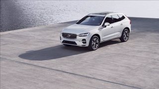VOLVO XC60 T6 Recharge Plug-in Hybrid AWD automatico Core 6