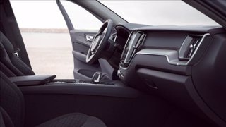 VOLVO XC60 T6 Recharge Plug-in Hybrid AWD automatico Core 13