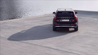 VOLVO XC60 T6 Recharge Plug-in Hybrid AWD automatico Core 7